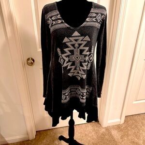 Talk about Western Bling’n and Straight from Texas! Thermal long sleeve.